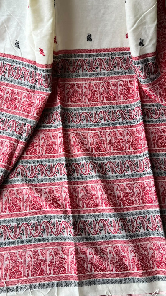 White Baluchari